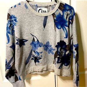 ZYIA sweatshirt